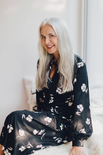 Hippie Kleid Best Ager Model Verdienst